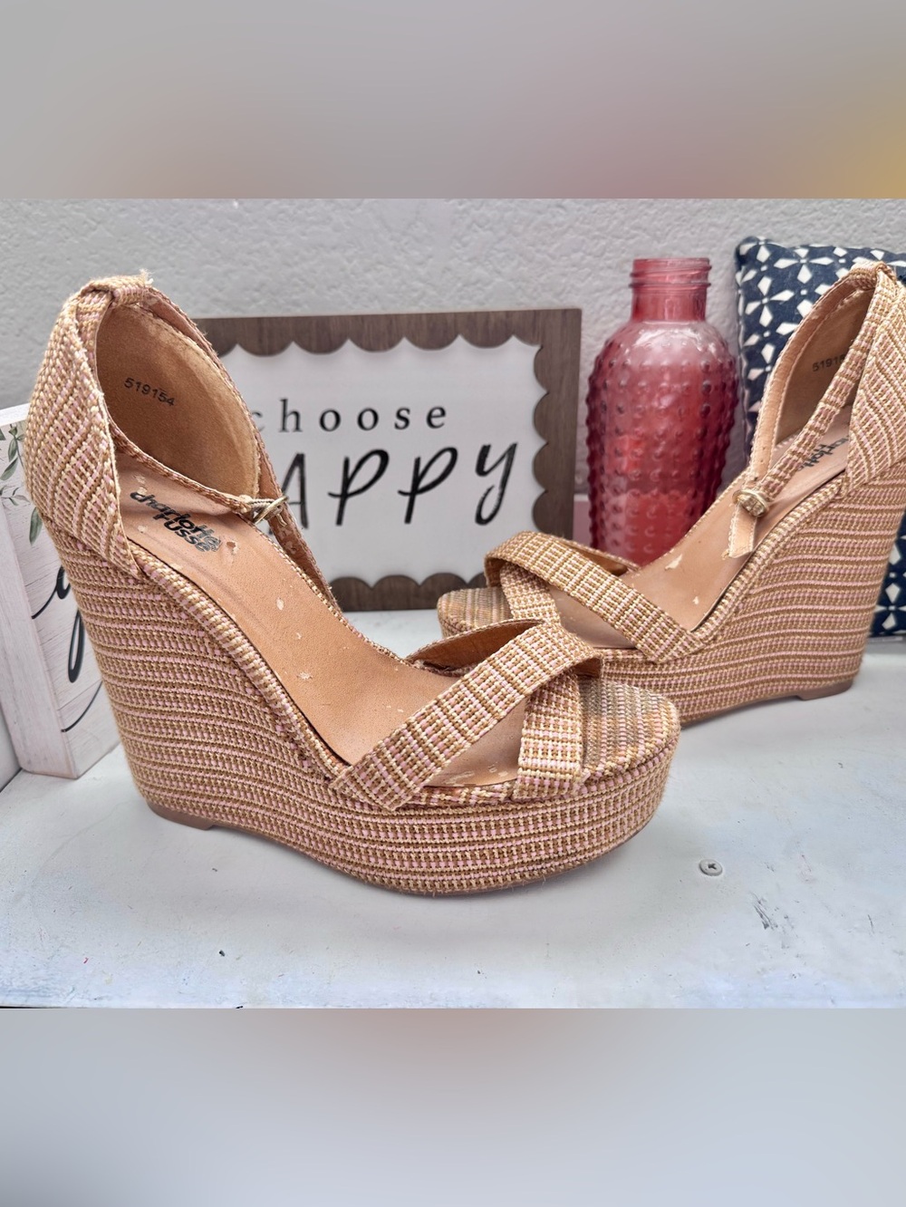 Platform wedge heels Y2K
size 8